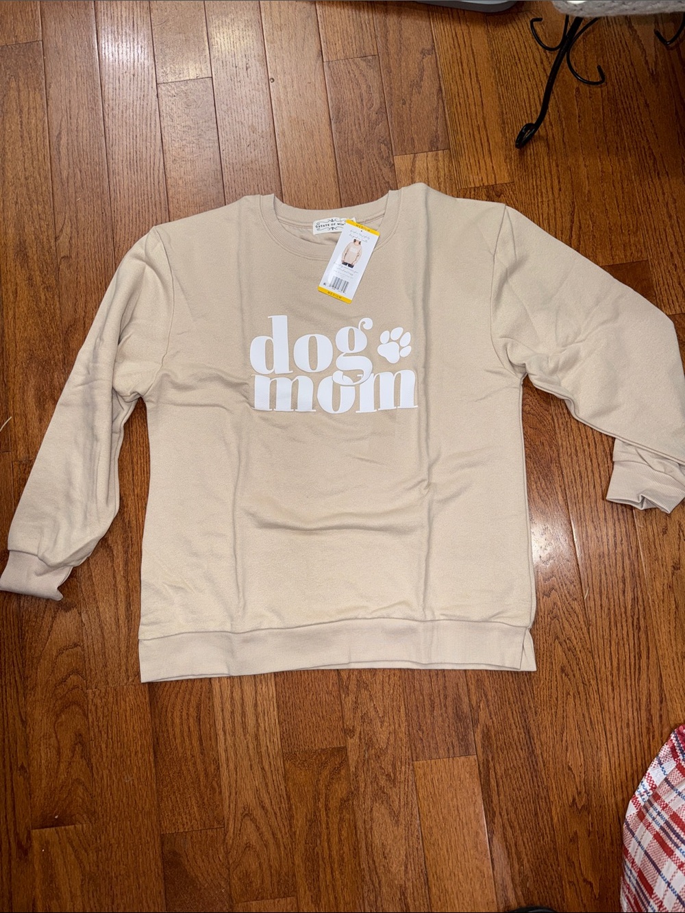 State of Mind Cream 'dog mom' Pullover